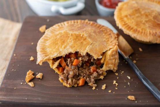 Minced Beef & Onion Pie